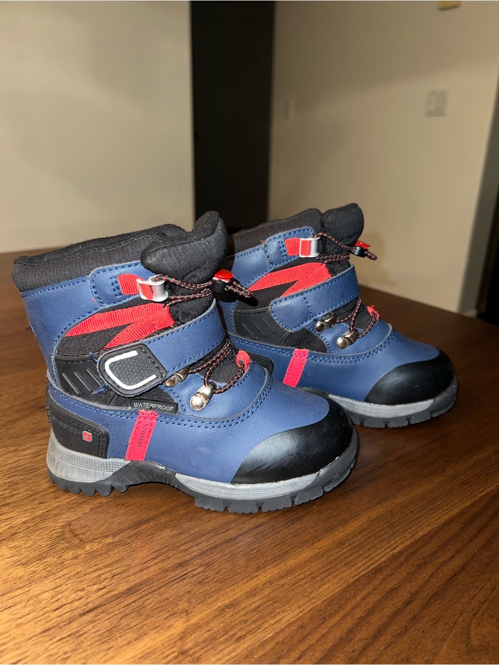 Swiss Tech toddler boots